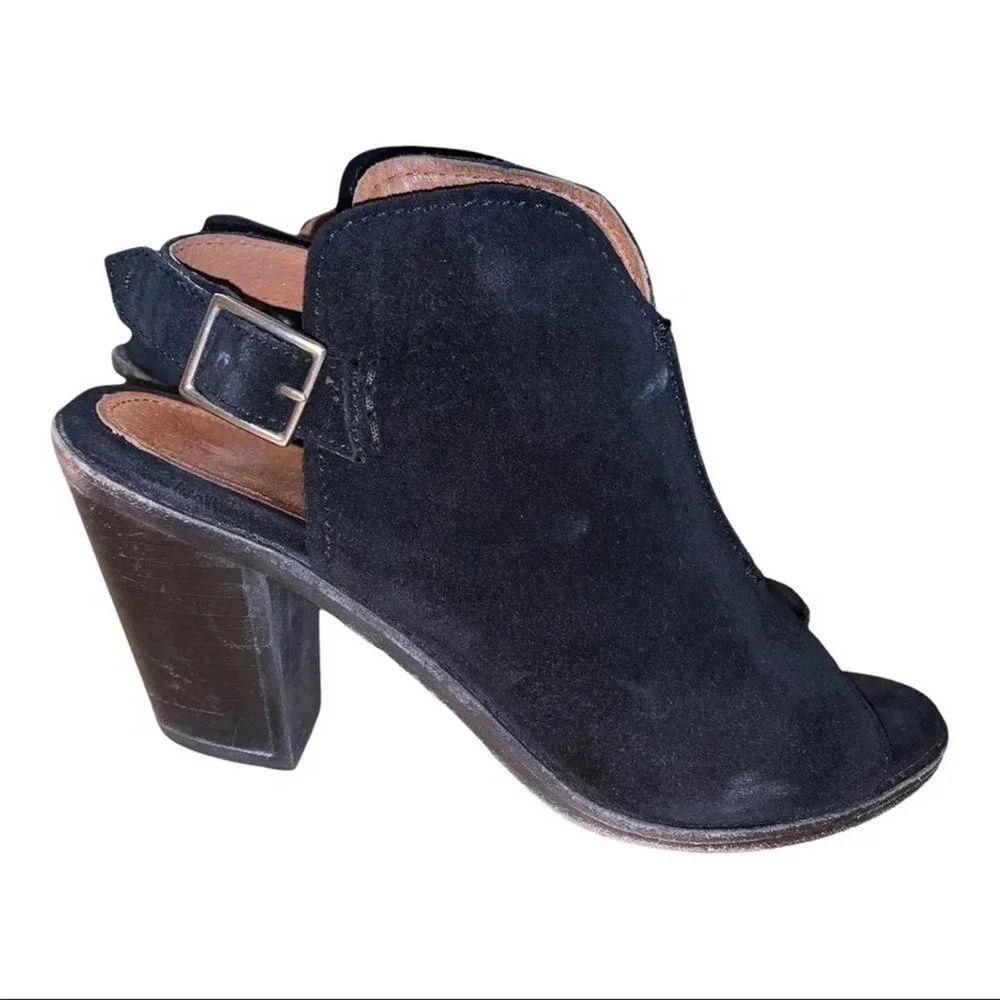 Frye suede Courtney  black sling back bootie size 8.5